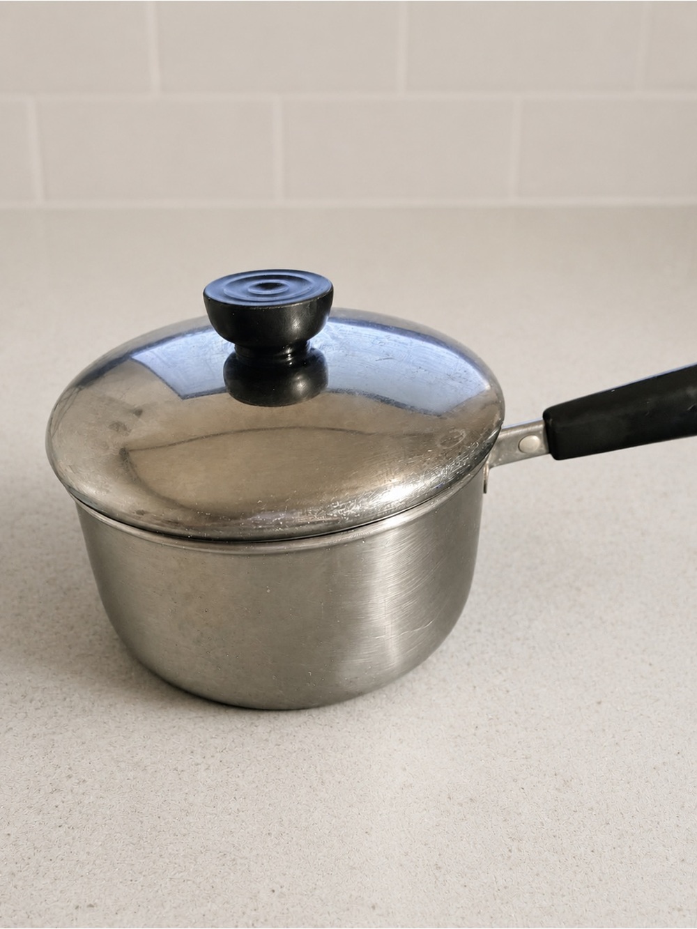 Revere Ware 1.5 Qt Stainless Steel Saucepan With Lid